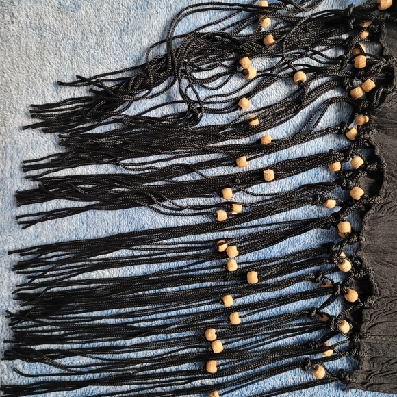 Guess black polyester scarf with wooden bead fringe NWOT - Picture 4 of 4